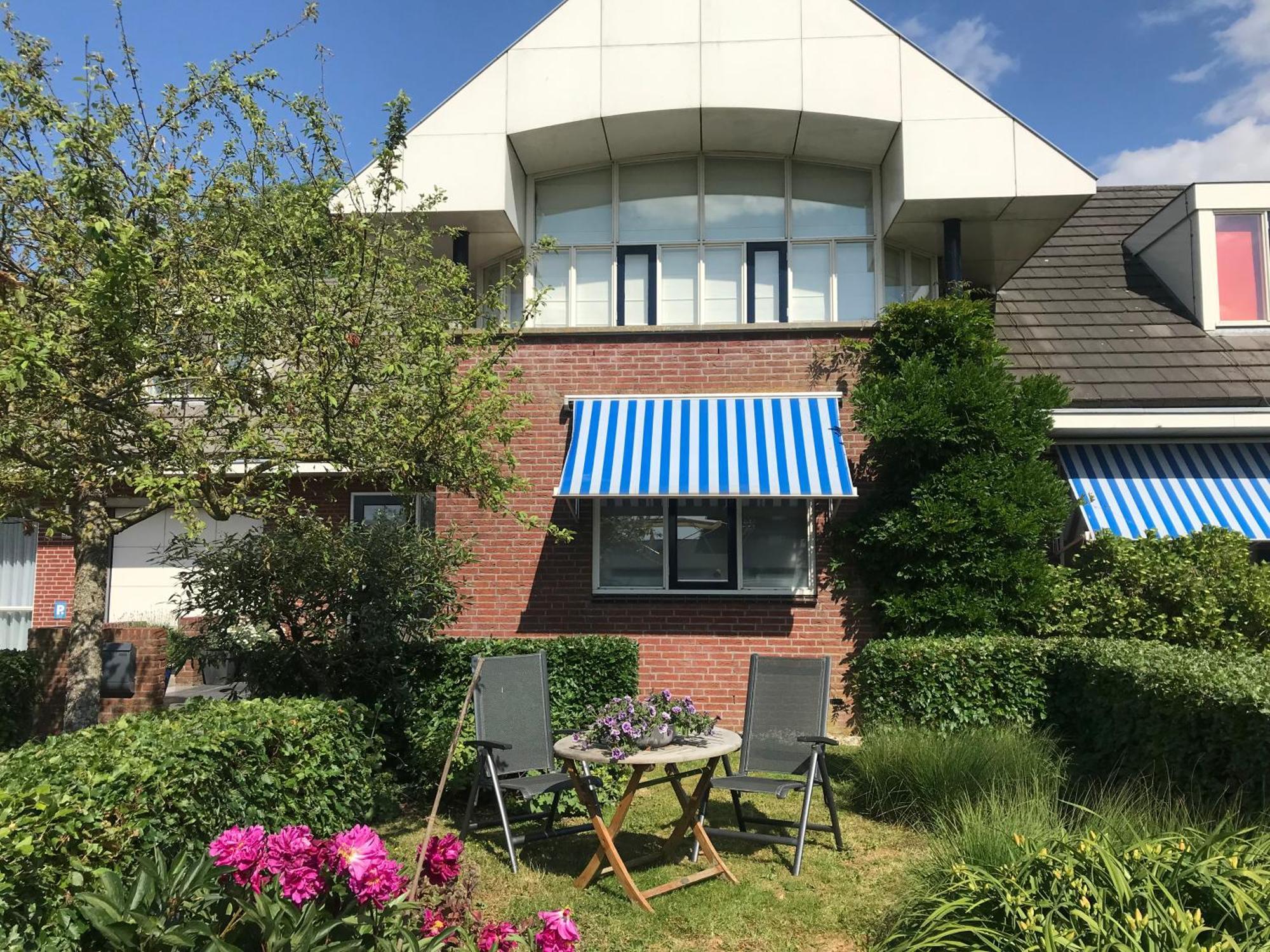 Gastenverblijf Villa Buitenplaats Wergea Contactloos Inchecken Naarderburen エクステリア 写真