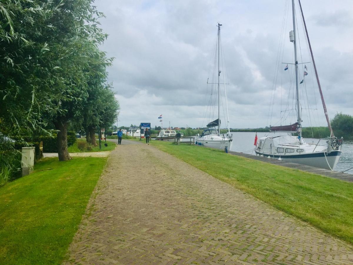 Gastenverblijf Villa Buitenplaats Wergea Contactloos Inchecken Naarderburen エクステリア 写真